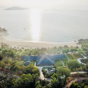 Апарт-отель Diamond Bay Condotel, Нячанг