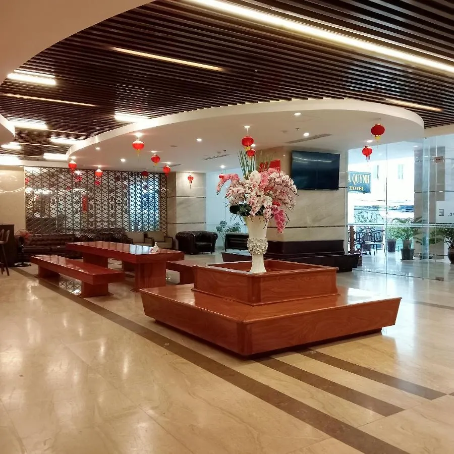 Majestic Premium Hotel Нячанг