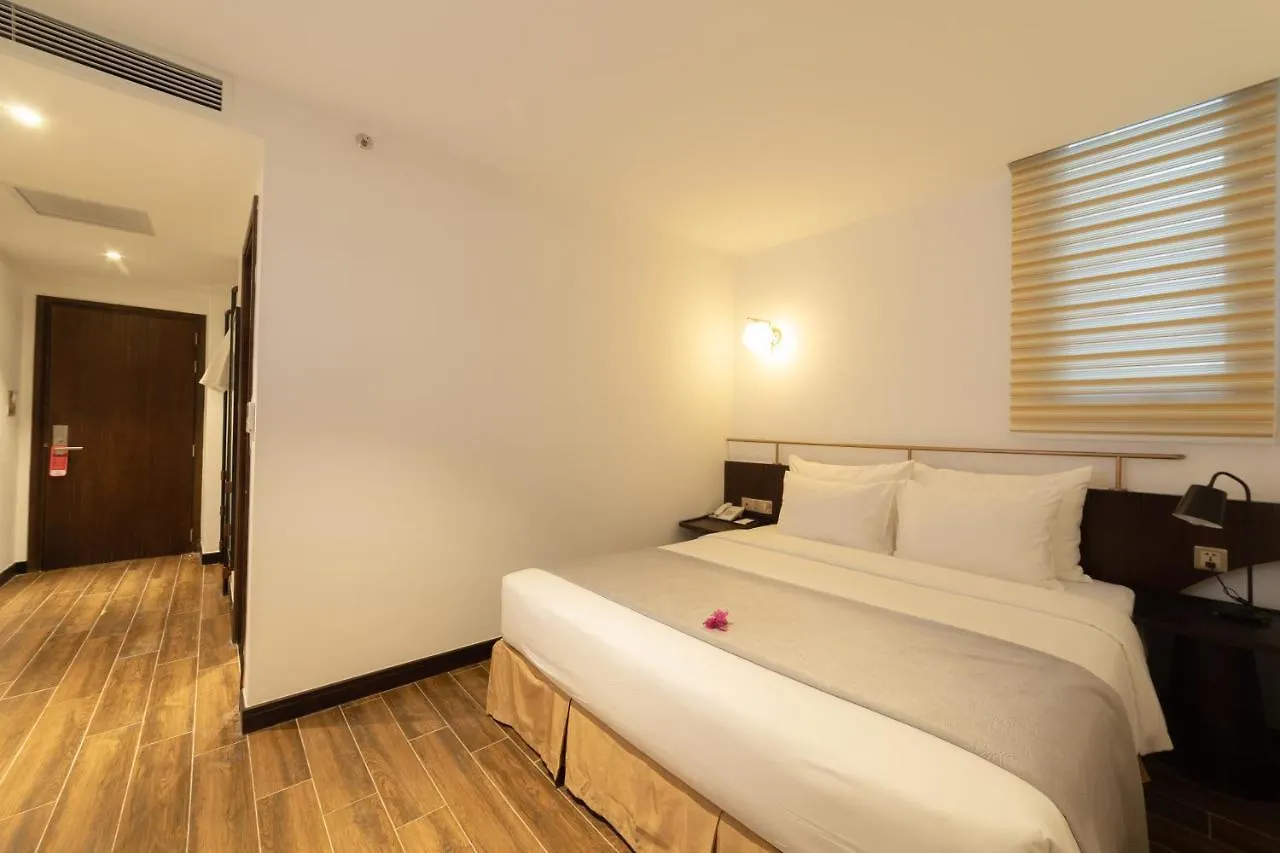 ****  Majestic Premium Hotel Nha Trang Vietnam